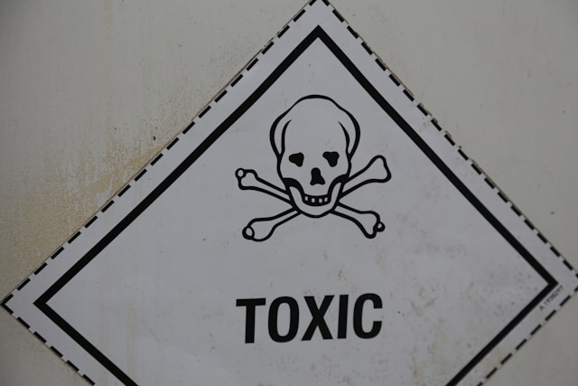 How to Overcome Toxic Thinking and Behavior at Work